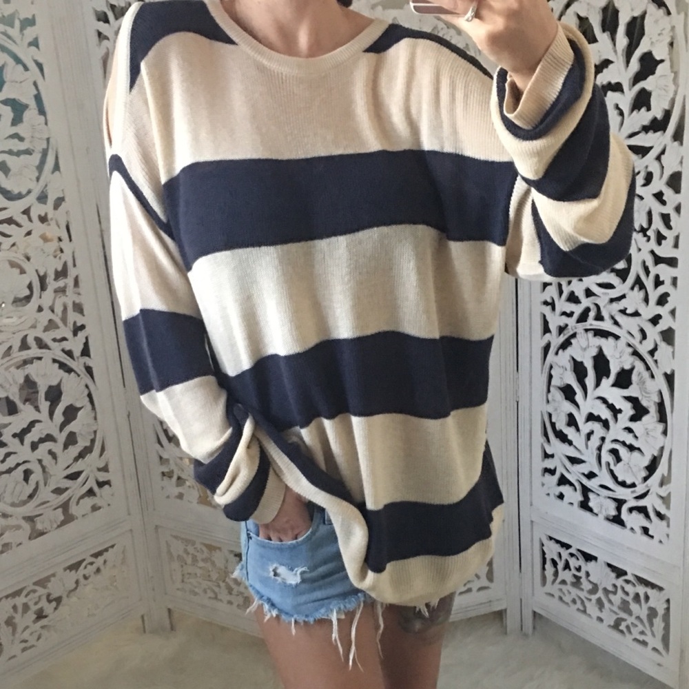 Striped Pullover Sweater - Picture 7 of 8